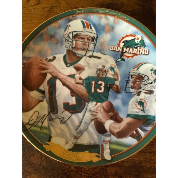 Dan Marino Commemorative NFL Plate By Bradford Exchange - Limited Edition - Picture 2 of 12